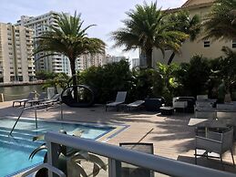 Beachwalk Beautiful Studio With Beach Club