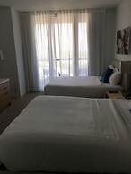 Beachwalk Beautiful Studio With Beach Club