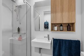 Student Only Victoria Market