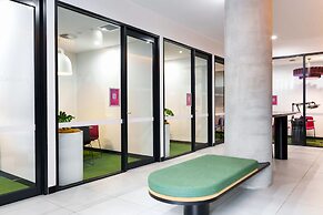 Student Only Victoria Market