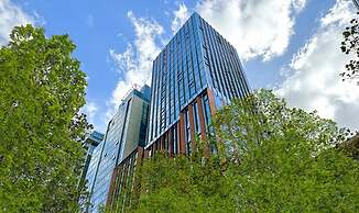 Student Only Victoria Market