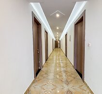 Raghuveer Sadan, Near Ram Mandir - 10 Min Walk