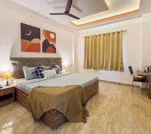 Raghuveer Sadan, Near Ram Mandir - 10 Min Walk