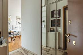 Centro Piazzale Biancamano - Luminoso Bilocale in