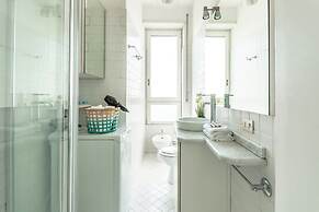 Centro Piazzale Biancamano - Luminoso Bilocale in