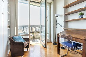 Centro Piazzale Biancamano - Luminoso Bilocale in