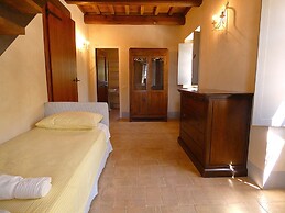 I Escape to Umbria, Quiet