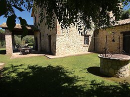 I Escape to Umbria, Quiet