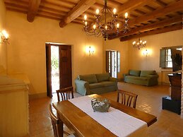 I Escape to Umbria, Quiet