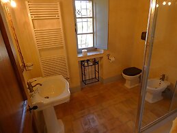 I Escape to Umbria, Quiet