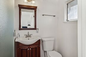 Charming Vintage Retreat In The Heart Of San Jose 3 Bedroom Home