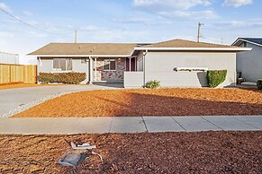 Charming Vintage Retreat In The Heart Of San Jose 3 Bedroom Home