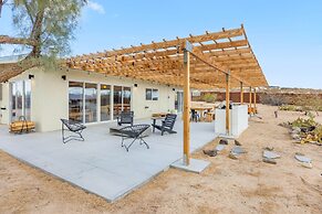 Desert Hearts Ranch 2 Bedroom Home