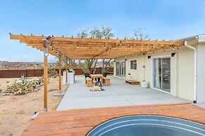 Desert Hearts Ranch 2 Bedroom Home