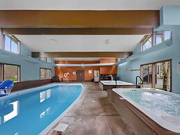 A105 Lake Cliffe 2 Bedroom Condo