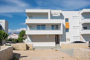 Smash 2 - Two-bedroom Apartments