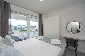 Smash 2 - Two-bedroom Apartments