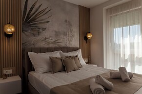 Smash 2 - Two-bedroom Apartments