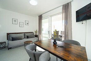 Smash 2 - Two-bedroom Apartments