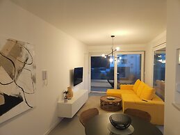 Smash 2 - Two-bedroom Apartments