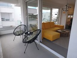 Smash 2 - Two-bedroom Apartments