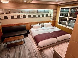 FUJI OUTLET HOT SPRING HOTEL