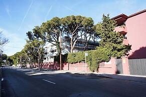 Apartment-4people-parking-castelledefels-bikes-bbq