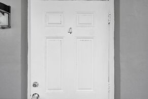 Sunshine Vibes Villa - Close to Beach