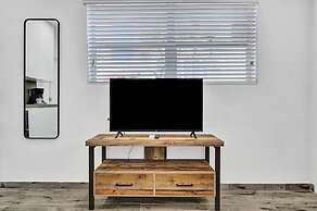 Beach Vibes Villa - Close to Beach