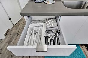 Beach Vibes Villa - Close to Beach