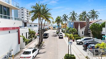 Newly Renovated Apt-unit #1 Close to Beach