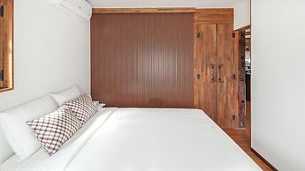 Jeju Proud Jacuzzi Dokche Pension