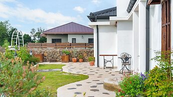 Jeju Proud Jacuzzi Dokche Pension