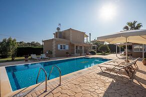 Villa Erato With Private Swimming Pool