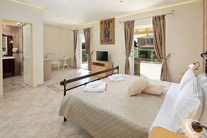 Villa Erato With Private Swimming Pool
