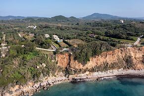 Villa Erato With Private Swimming Pool
