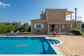 Villa Erato With Private Swimming Pool
