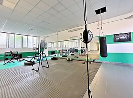 Cozy Apt With Gym & Parking, Milan