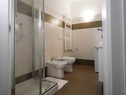 Cozy Apt With Gym & Parking, Milan