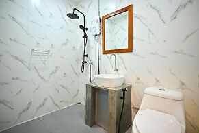 Moonlight Patong Guesthouse