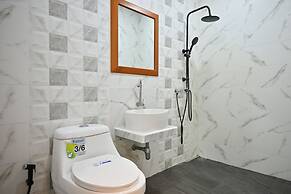 Moonlight Patong Guesthouse