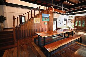 Moonlight Patong Guesthouse