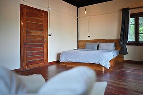 Moonlight Patong Guesthouse