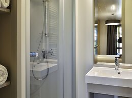 Chalet in a Holiday Complex With Direct sea Access