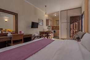 Agnanti Hotel & Apartments