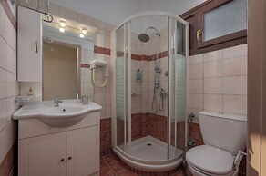 Agnanti Hotel & Apartments