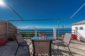 Agnanti Hotel & Apartments