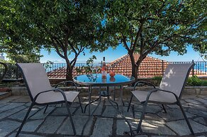 Agnanti Hotel & Apartments