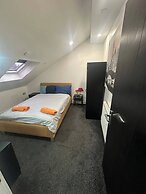 Cardiff Cathedral Apartment