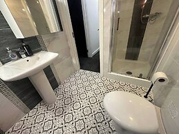 Cardiff Cathedral Apartment